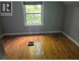 Living room - 782 Kember Avenue, Sarnia, ON N7S2T5 Photo 10