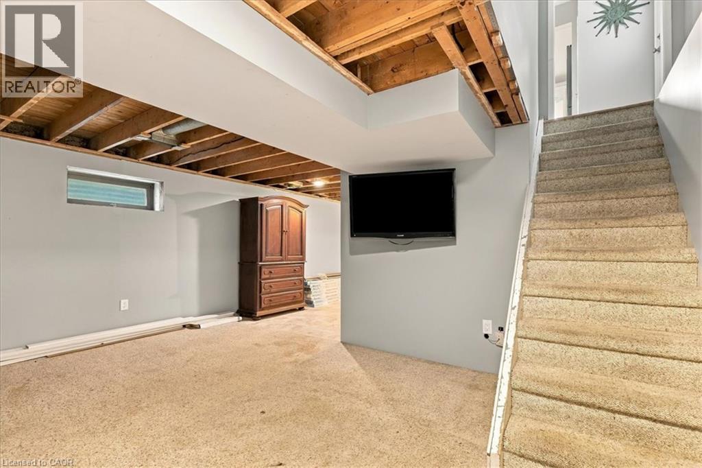 18 FOREST GLEN Court - Image 26