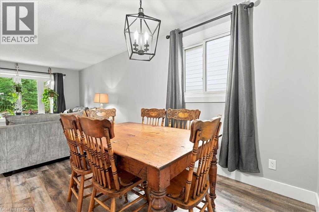 18 FOREST GLEN Court - 14