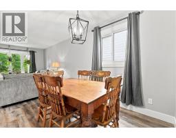 18 Forest Glen Court, Kitchener, ON N2N1E2 Photo 14