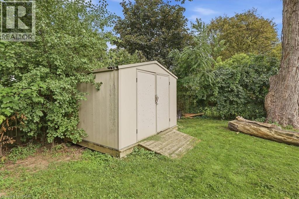 18 FOREST GLEN Court - Image 35