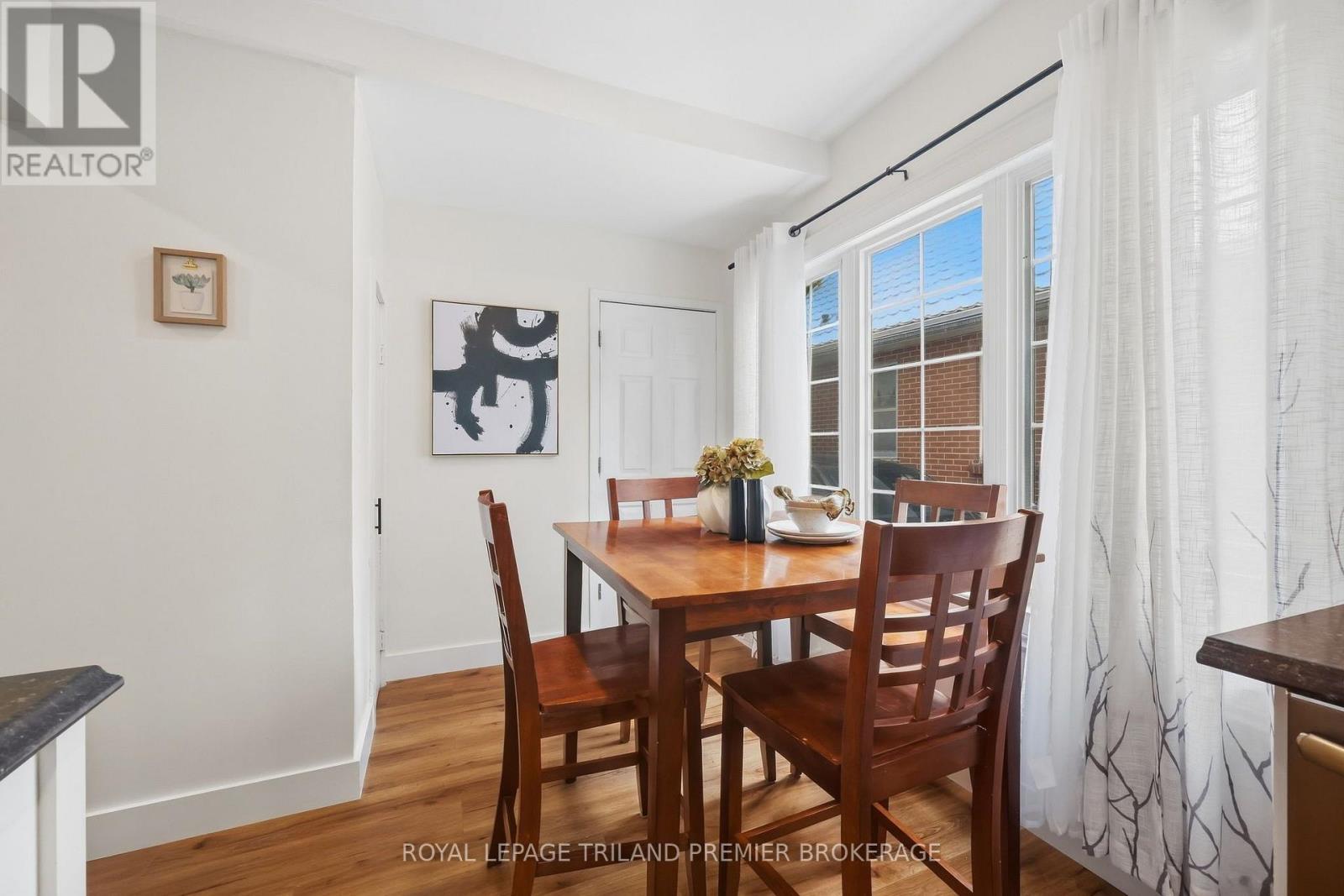 34 PADDINGTON AVENUE - 14