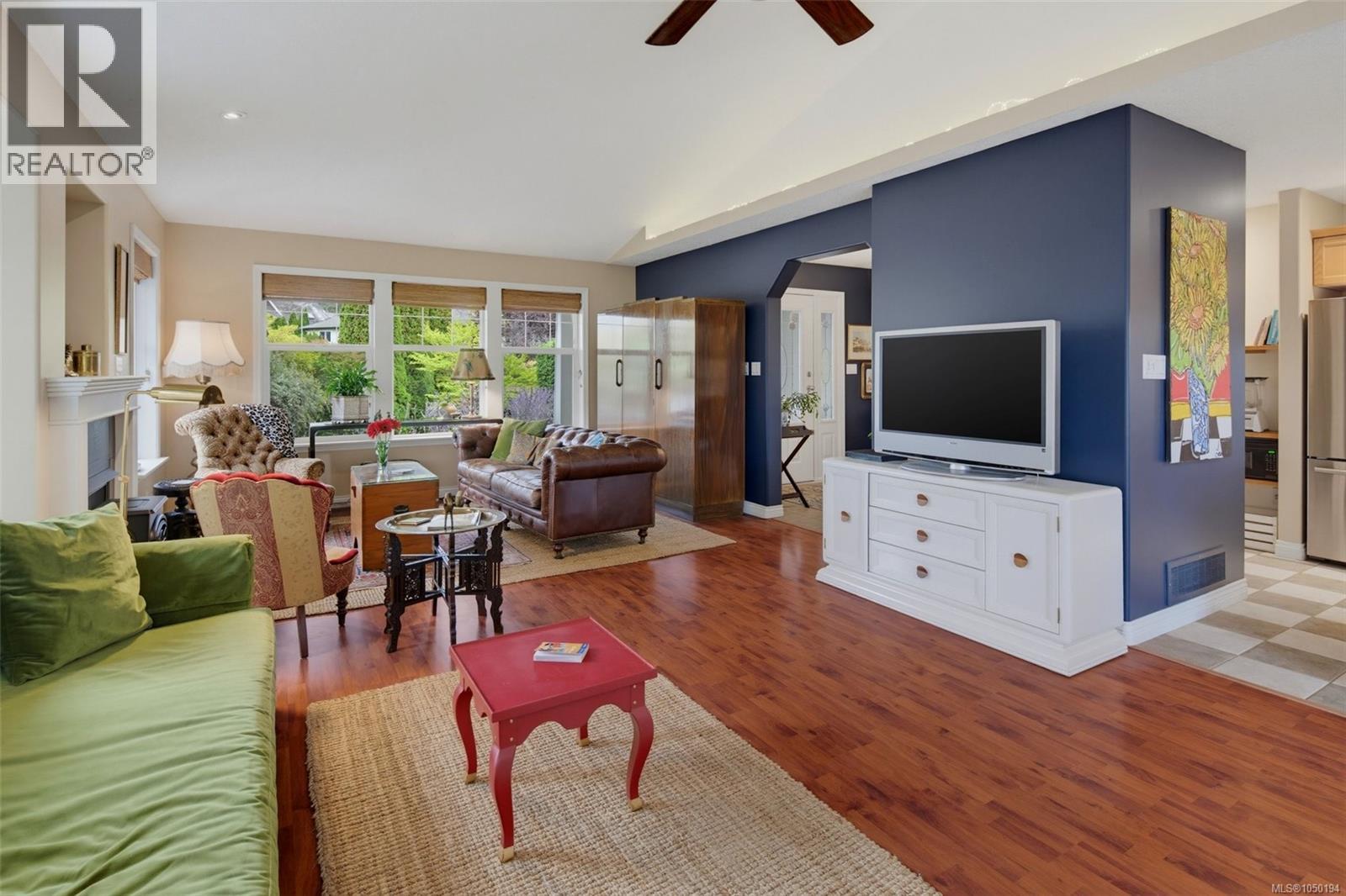 8102 Spinnaker Pl - 25