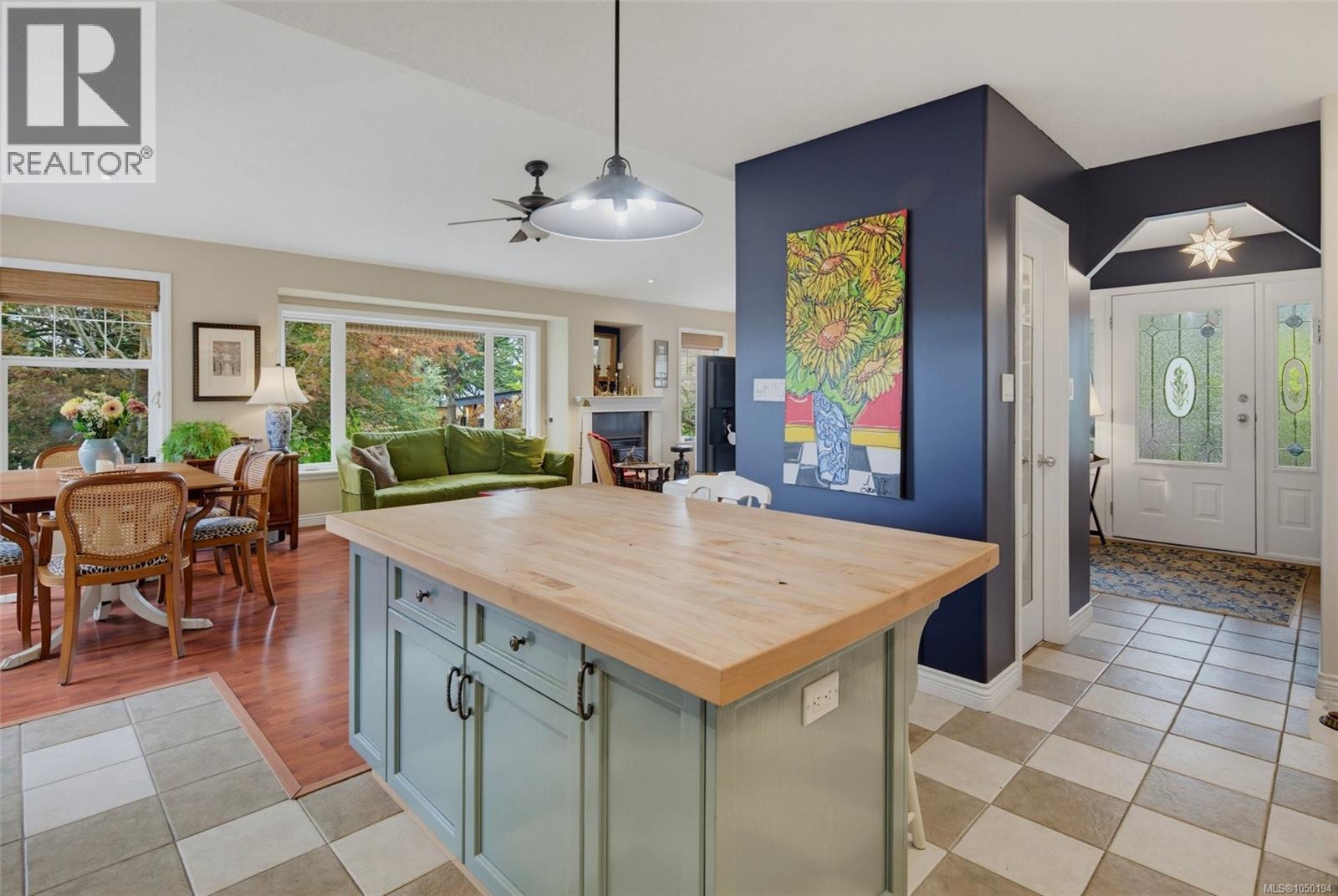 8102 Spinnaker Pl - Image 5