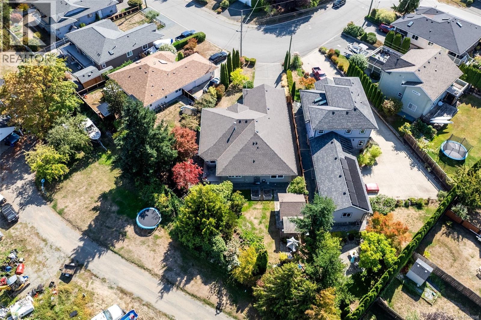 8102 Spinnaker Pl - 55