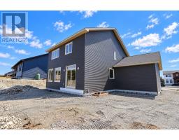 63 Peggy Deane Drive thumbnail 4