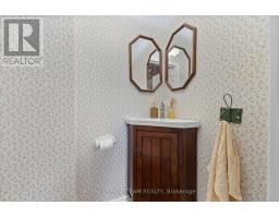 105 Halliday Creek Road, Greater Madawaska, ON K0J1H0 Photo 19