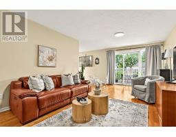 16 Woodmount Crescent, Ottawa, ON K2E5R1 Photo 10