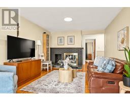 16 Woodmount Crescent, Ottawa, ON K2E5R1 Photo 12