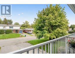 16 Woodmount Crescent, Ottawa, ON K2E5R1 Photo 14