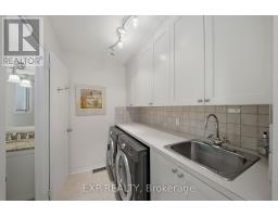 Family room - 919 Plante Drive, Ottawa, ON K1V9E3 Photo 10