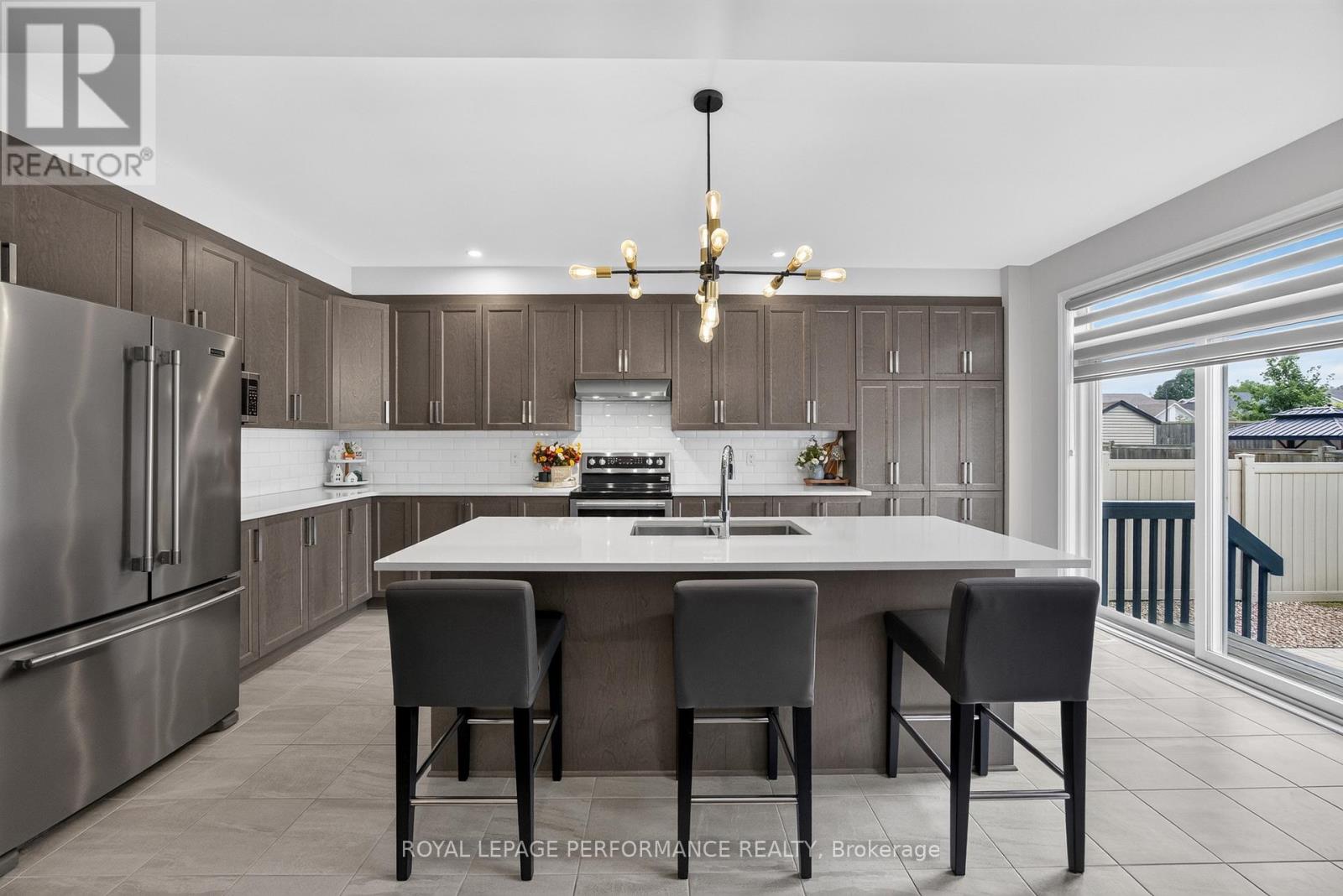488 Famille Laporte Avenue
