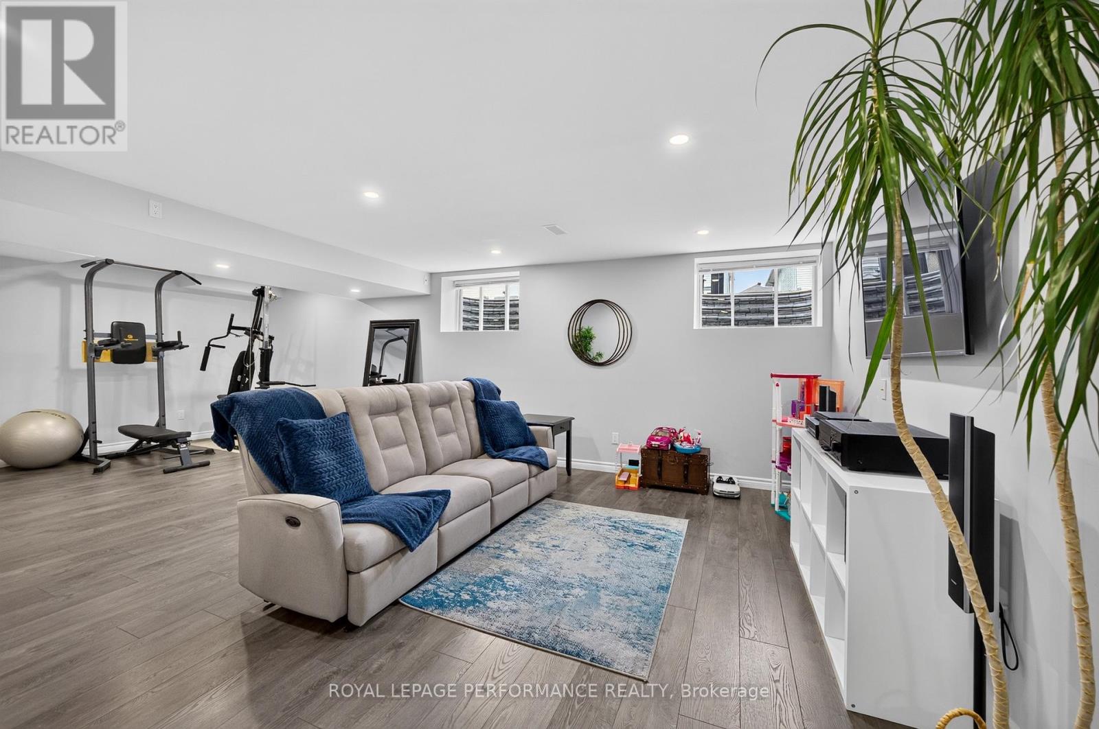 488 Famille Laporte Avenue
