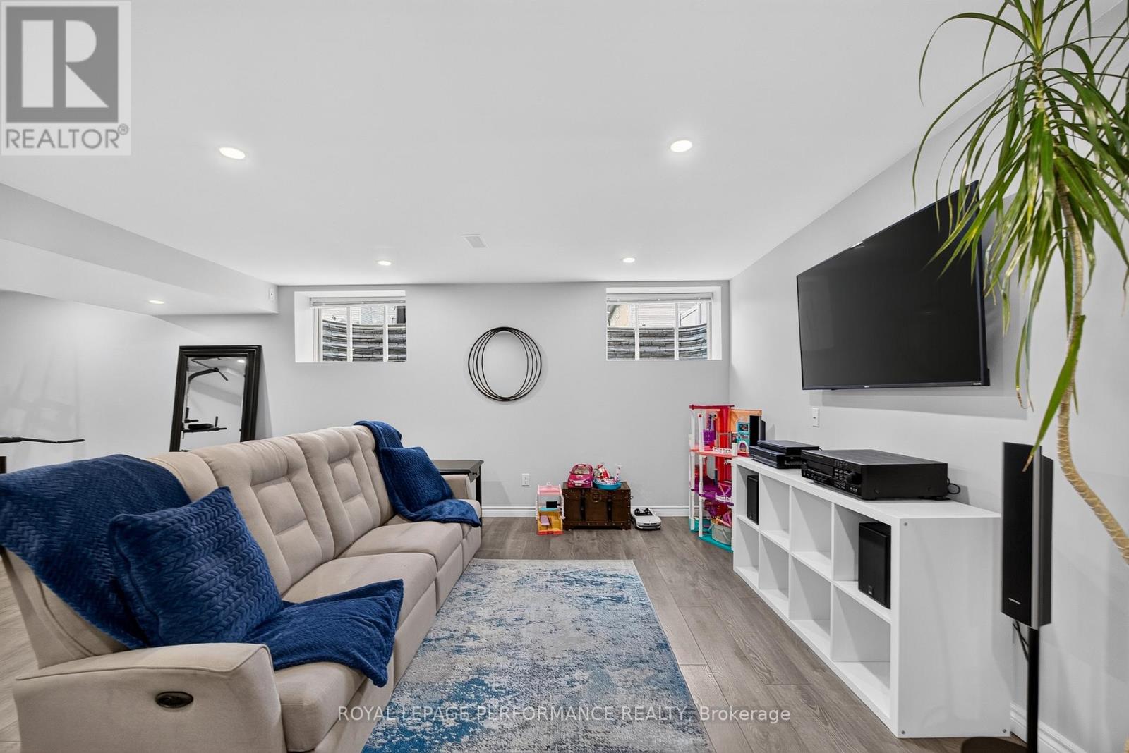 488 Famille Laporte Avenue