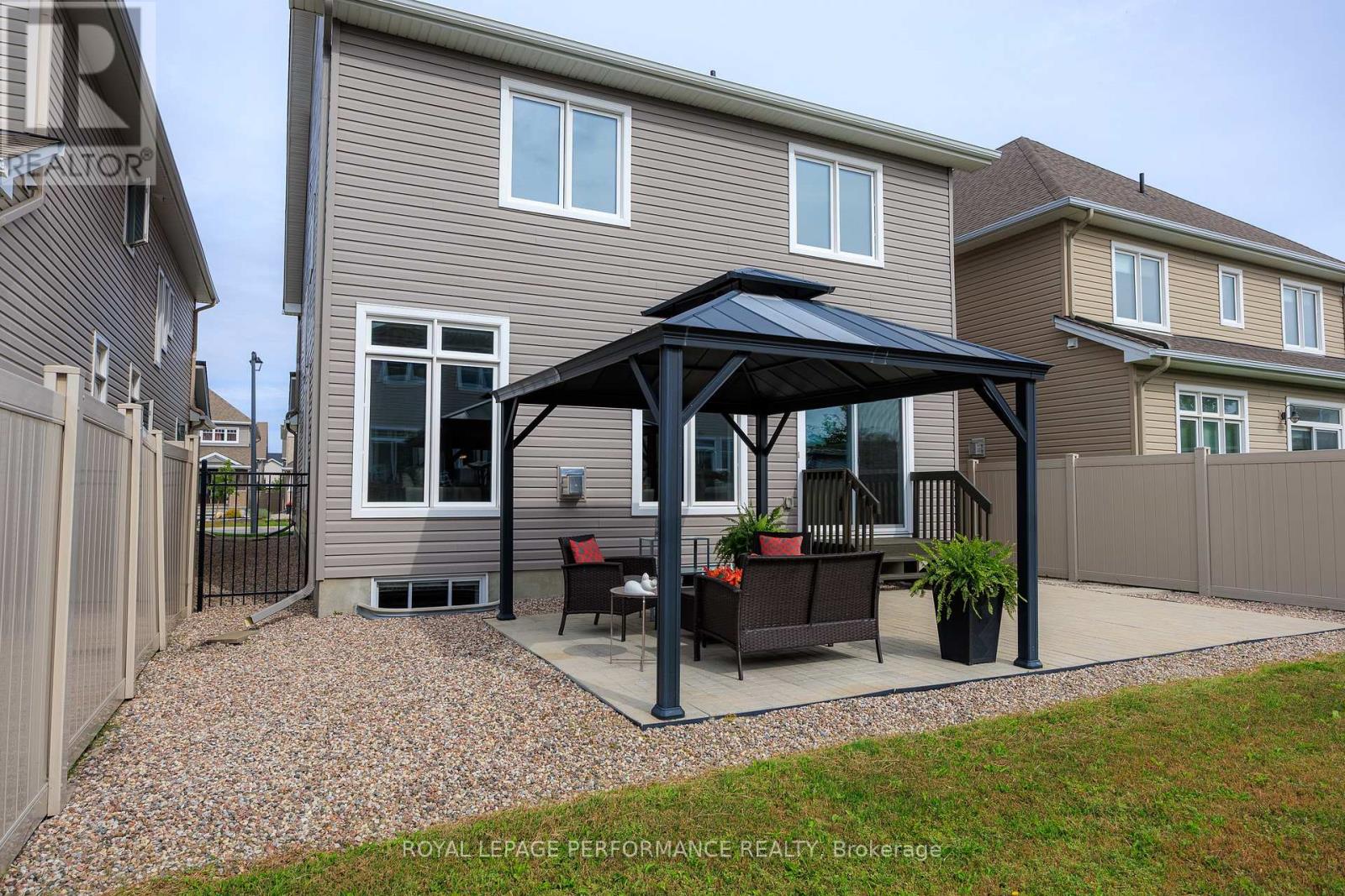 488 Famille Laporte Avenue