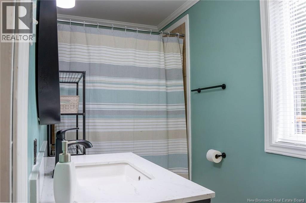 6 Bay Street - Image 15