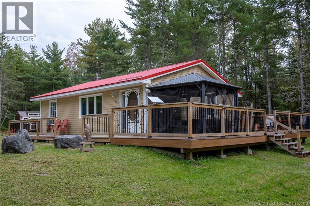 6 Bay Street - Image 5