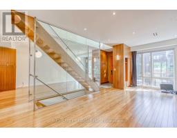 296 Borden Street, Toronto, ON M5S2N6 Photo 11
