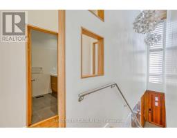 296 Borden Street, Toronto, ON M5S2N6 Photo 17