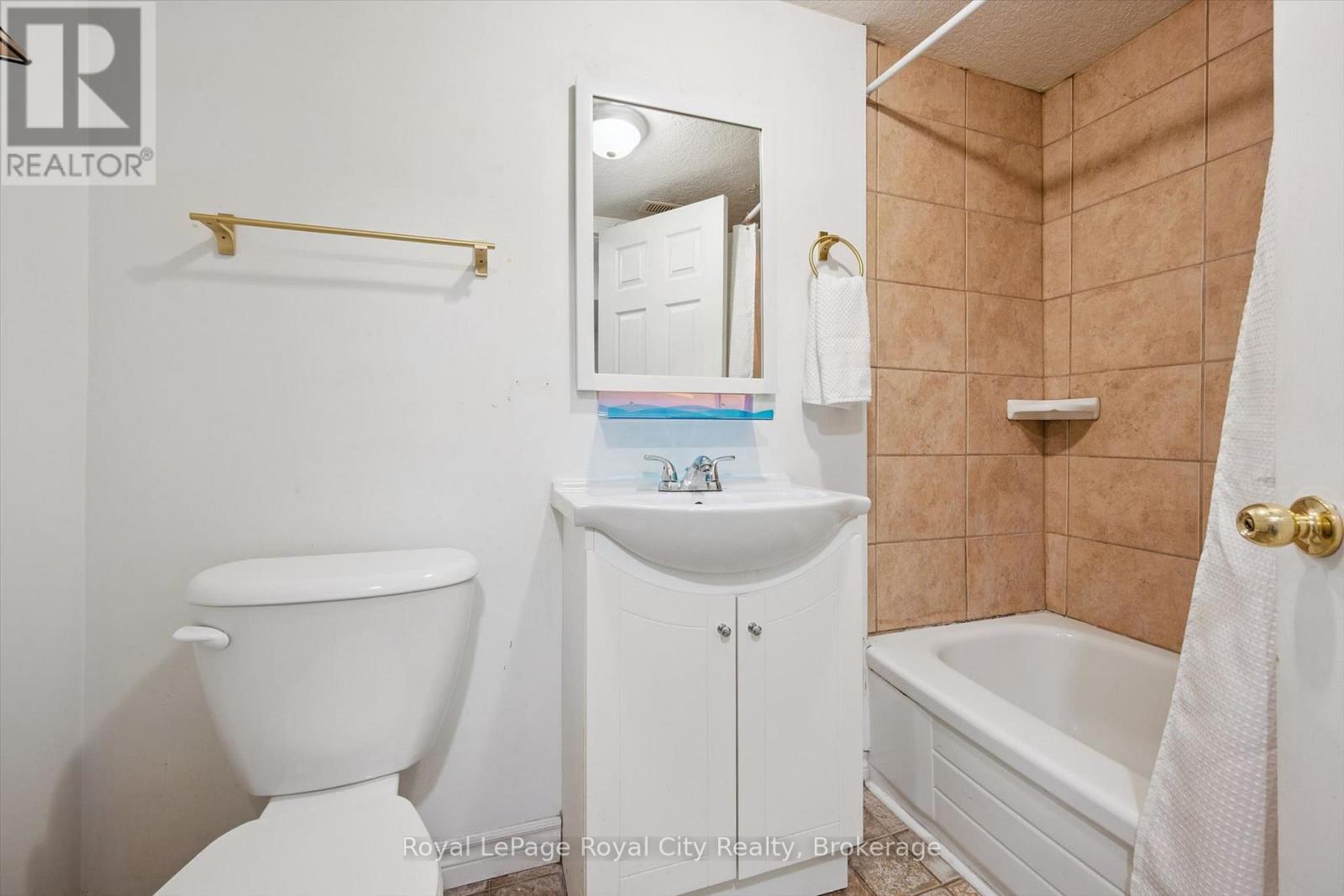 29 MCILWRAITH CRESCENT - Image 25