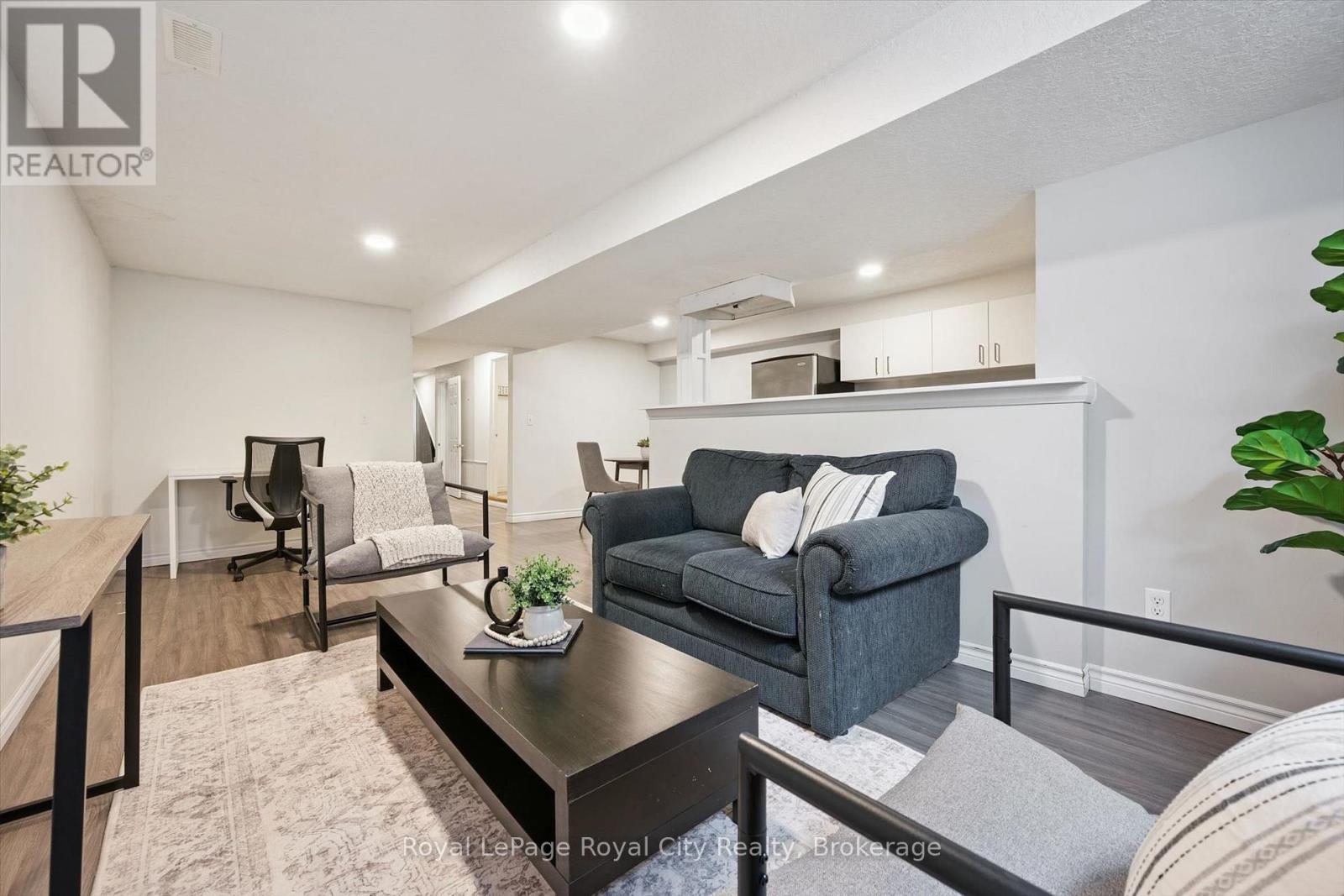 29 MCILWRAITH CRESCENT - Image 28