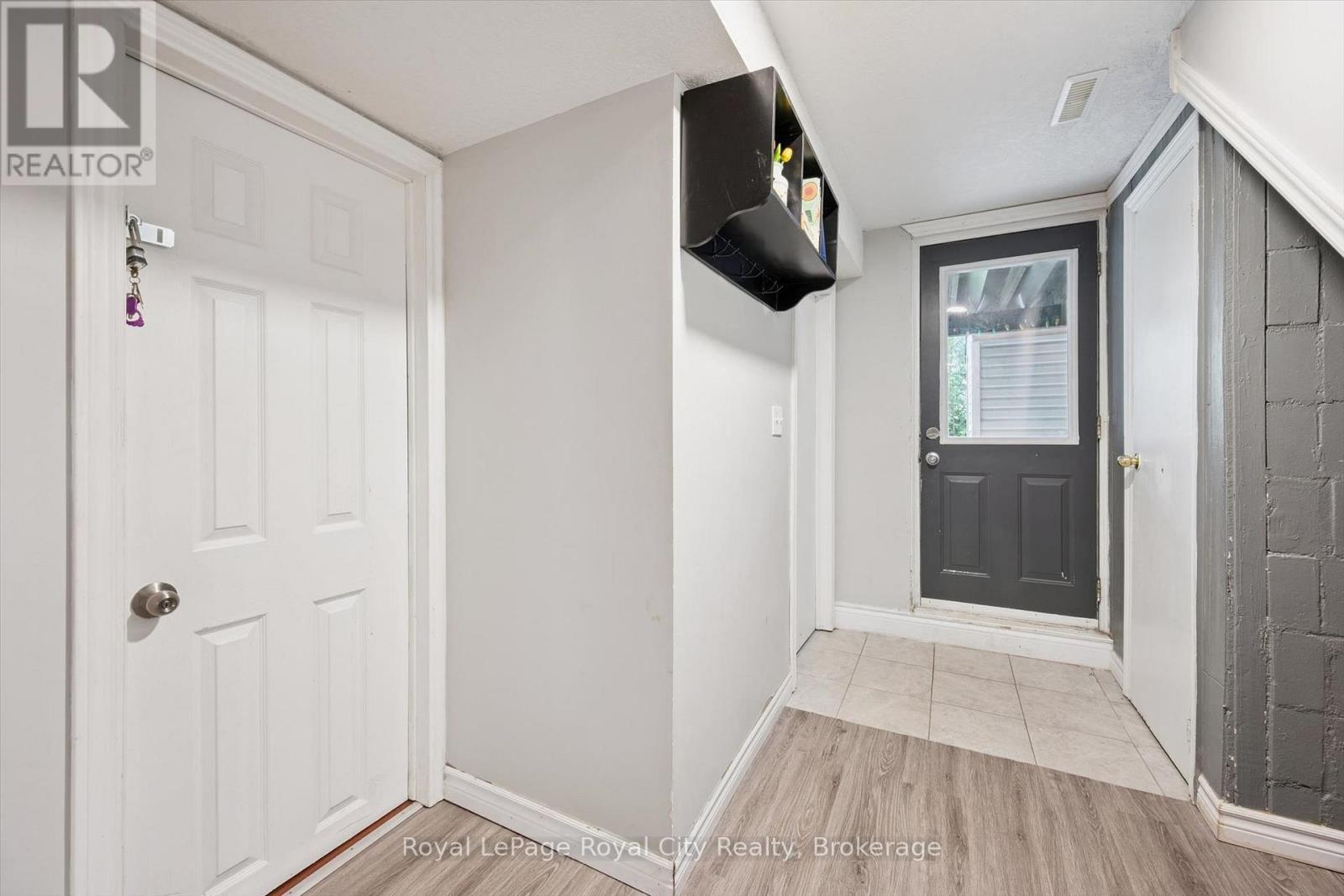29 MCILWRAITH CRESCENT - Image 31