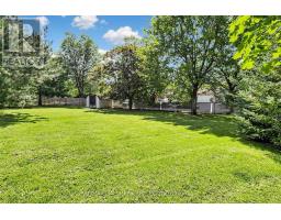 103 Spruce Street, Aurora, ON L4G3J6 Photo 14