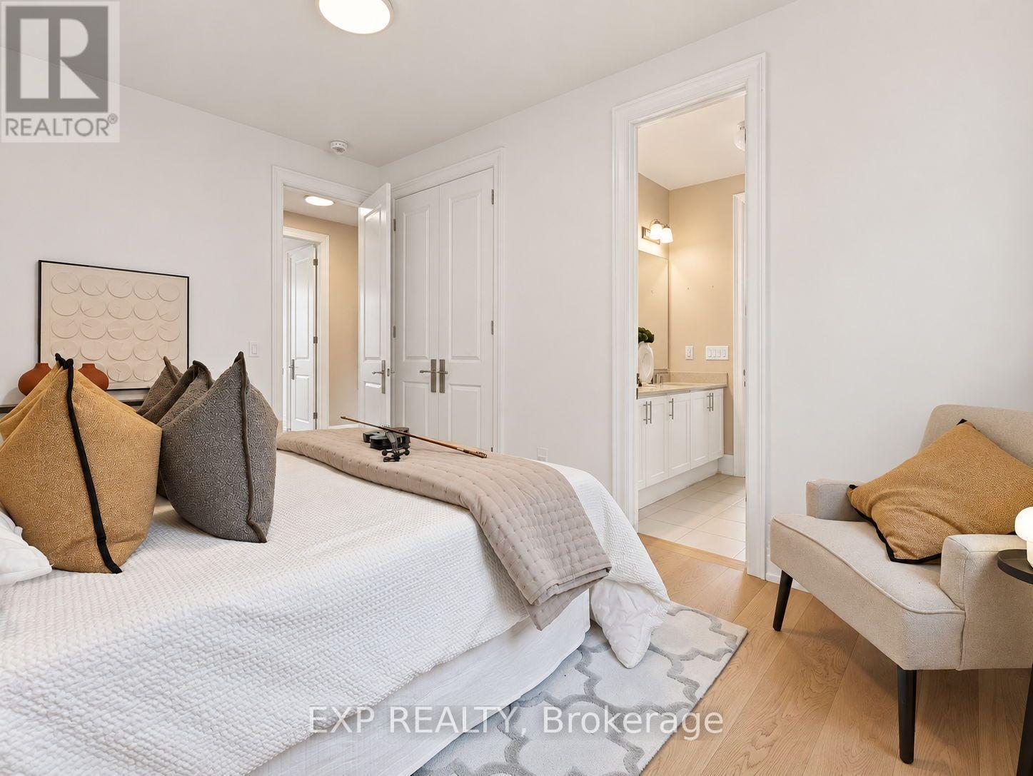 34 SETTLEMENT CRESCENT - 32