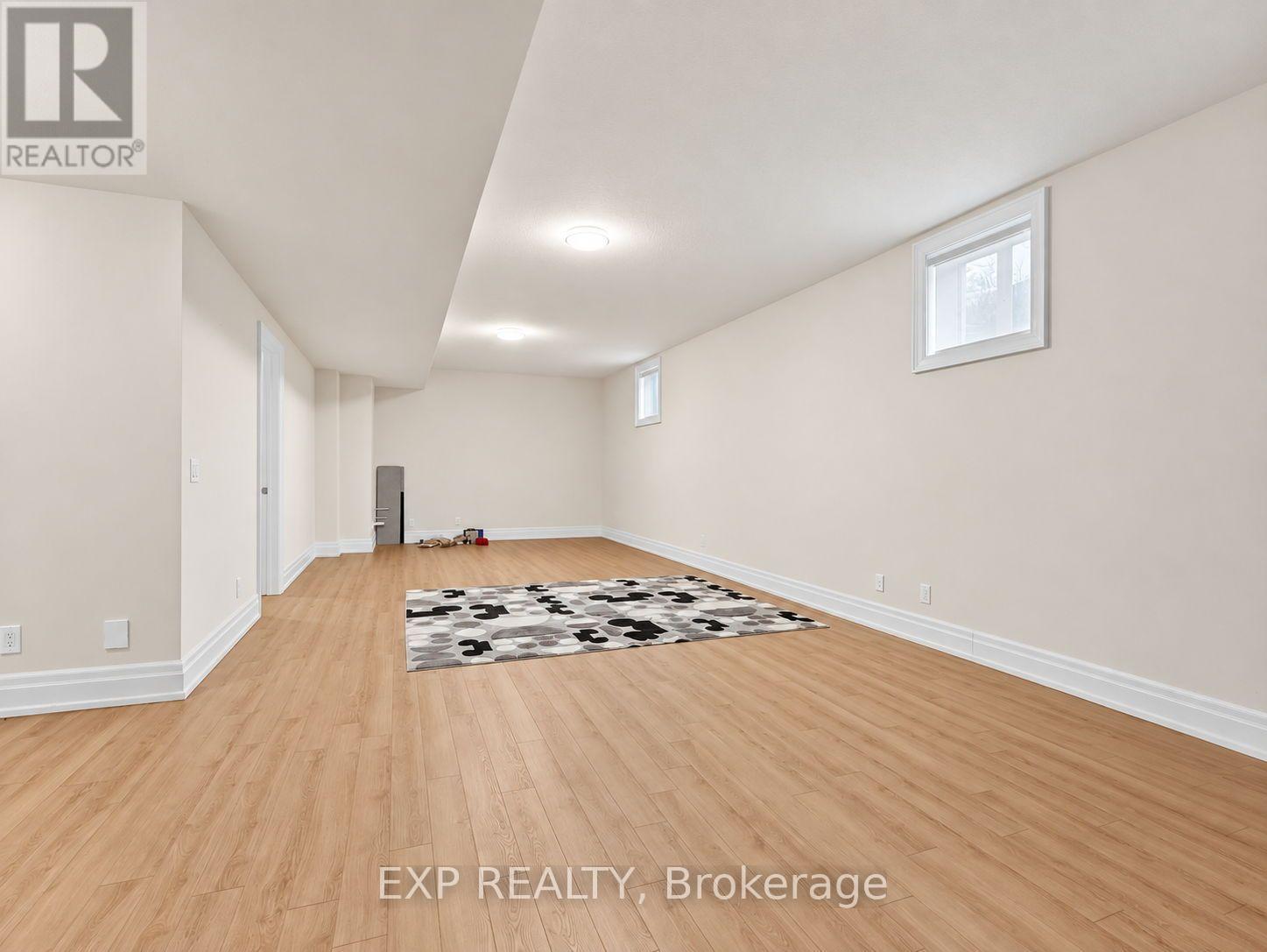 34 SETTLEMENT CRESCENT - 43