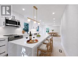 30 Morton Avenue, East Gwillimbury, ON L0G1V0 Photo 10