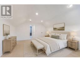 30 Morton Avenue, East Gwillimbury, ON L0G1V0 Photo 17
