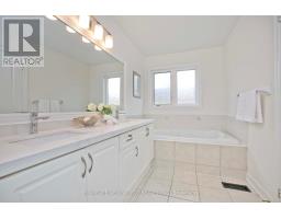 16 Venture Avenue, Richmond Hill, ON L4S2P2 Photo 20