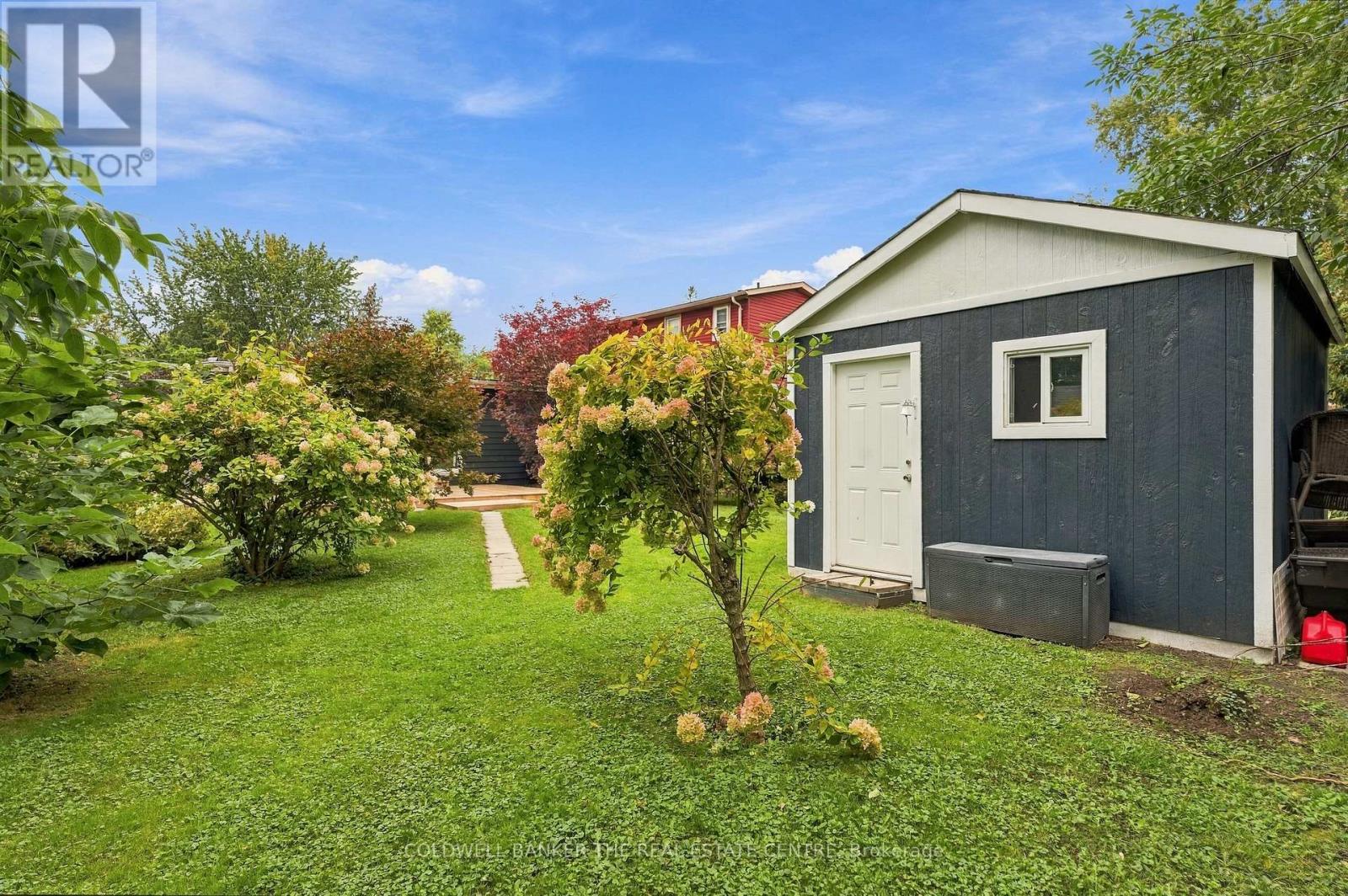 293 KENWOOD AVENUE - 36