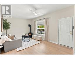 293 Kenwood Avenue, Georgina, ON L4P2X6 Photo 6