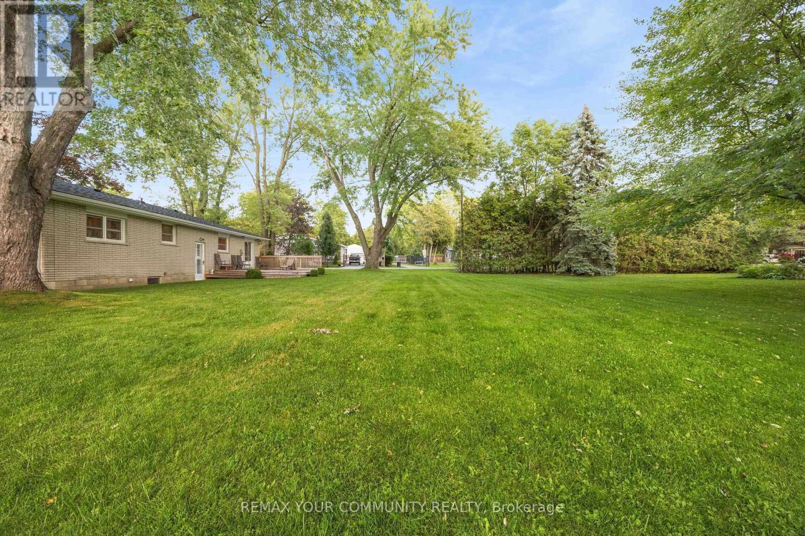 29 MEDINA SQUARE - Image 32