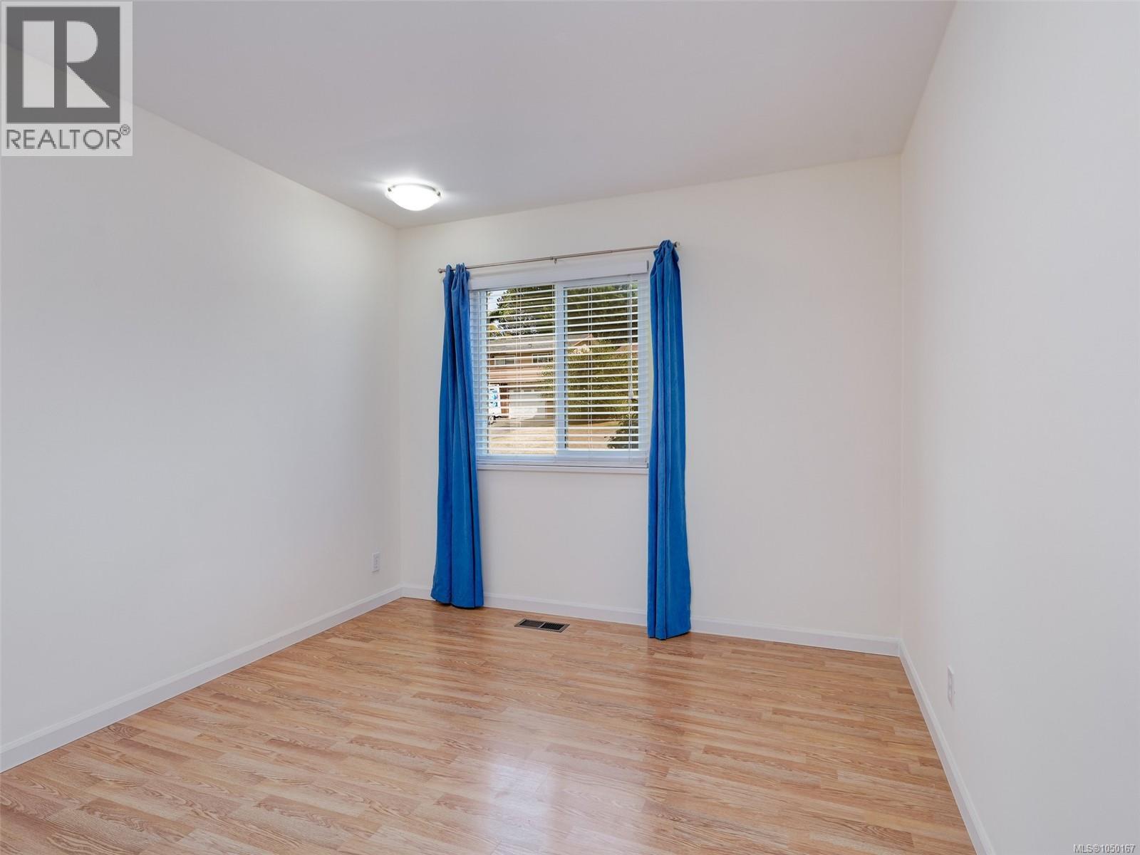  4290 Eastridge Crescent, Saanich