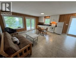 6184 Little Fort 24 Highway, Lone Butte, BC V0K1X0 Photo 13