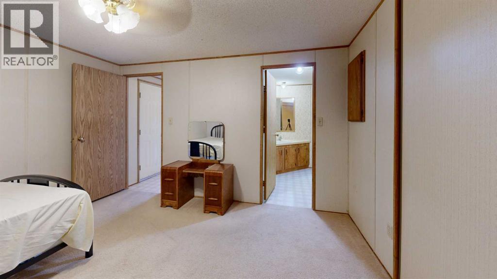 88 Hillpark Trailer Court - 8
