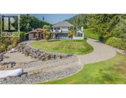 Dining nook - 4718/4720 Shell Beach Rd, Ladysmith, BC V9G1L7 Photo 13