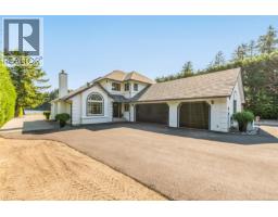 Laundry room - 4718/4720 Shell Beach Rd, Ladysmith, BC V9G1L7 Photo 10