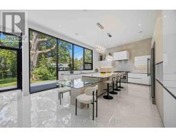 18 Herne Hill, Toronto, ON M9A2X1 Photo 14