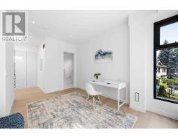 18 Herne Hill, Toronto, ON M9A2X1 Photo 29