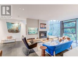Sitting room - 28 Beaucourt Road, Toronto, ON M8Y3G2 Photo 8