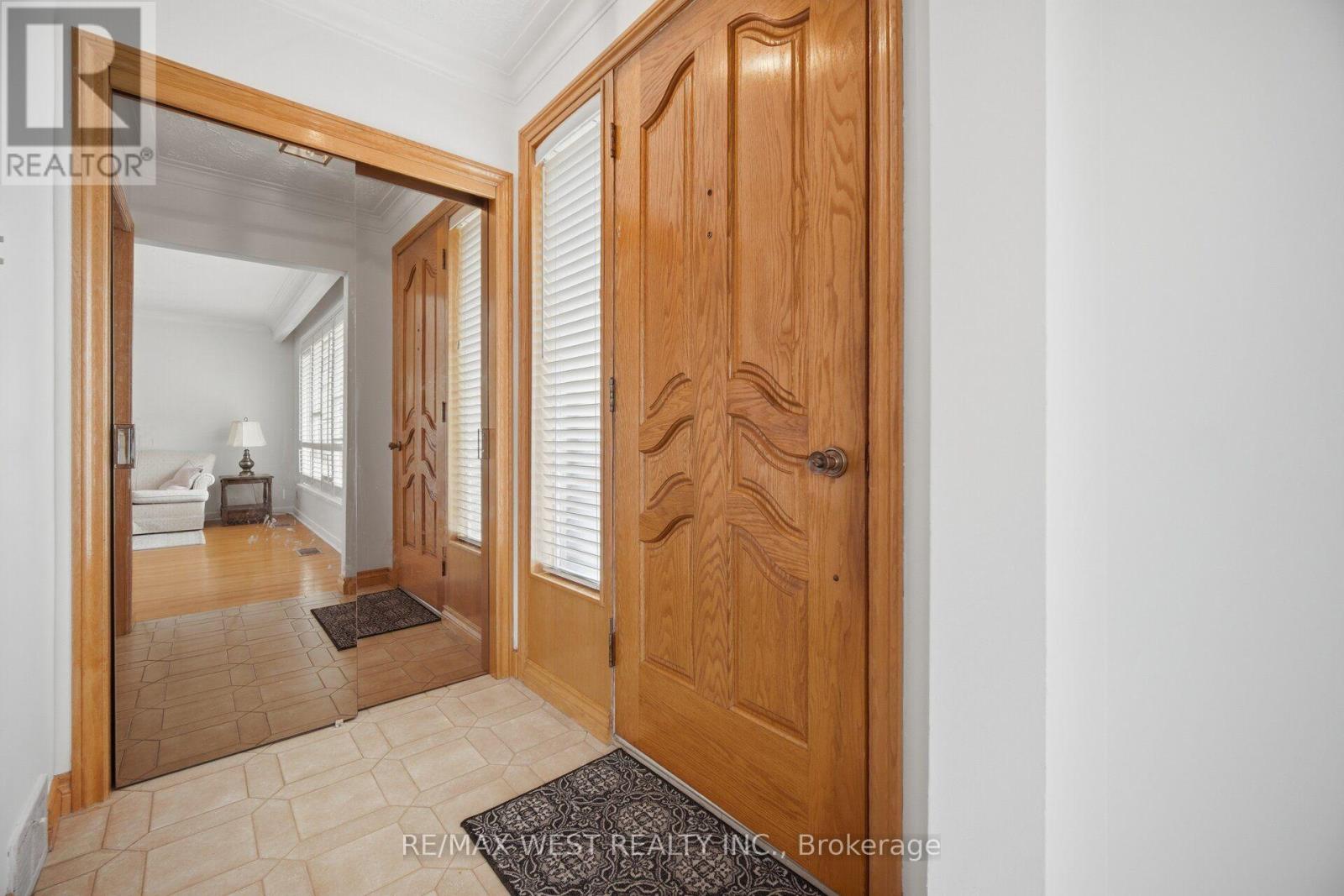 89 WENDELL AVENUE - 4