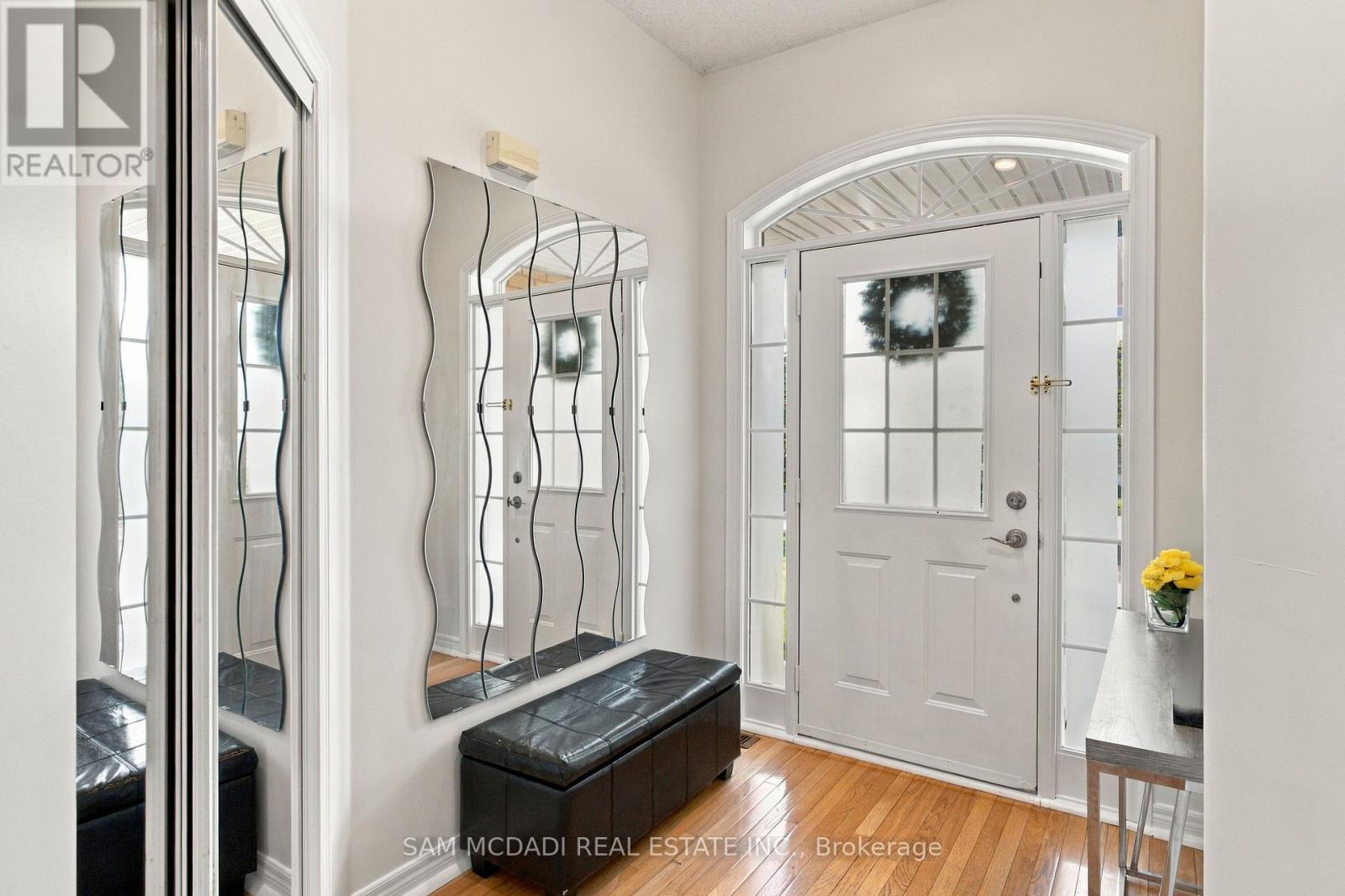 Photo of 7331 CORK TREE ROW