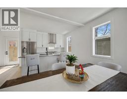 Bonus Room - 753 Centre Avenue Ne, Calgary, AB T2E4B6 Photo 10