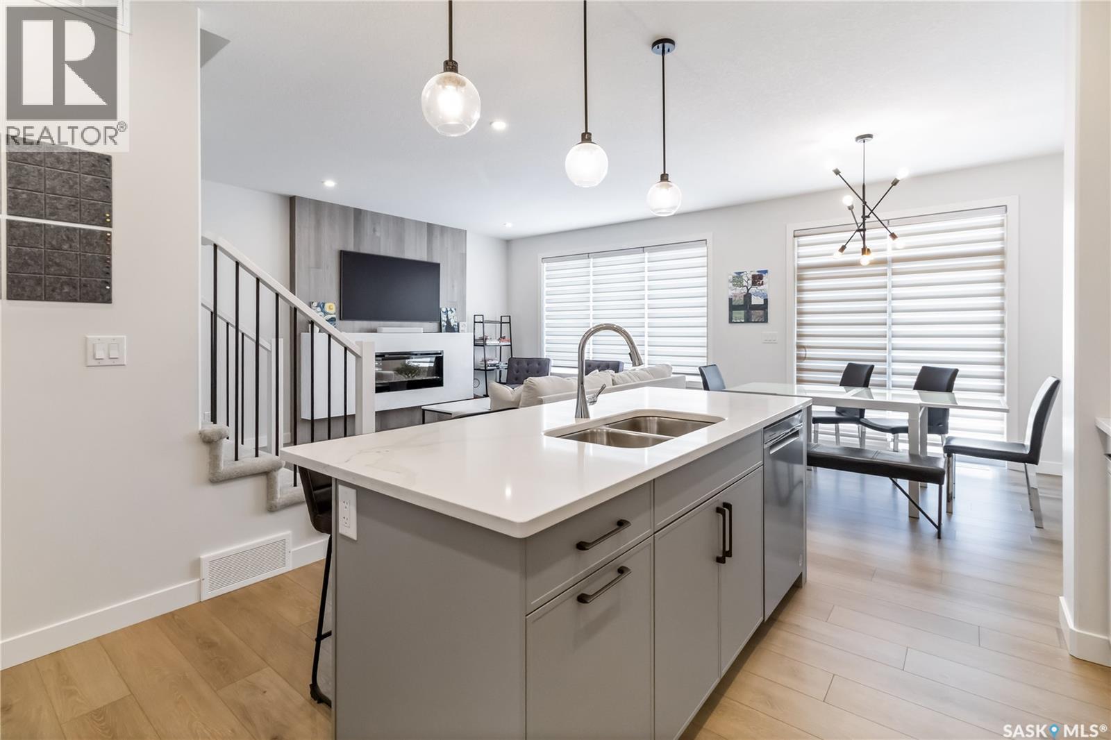 155 Keith WAY, Saskatoon — photo 9