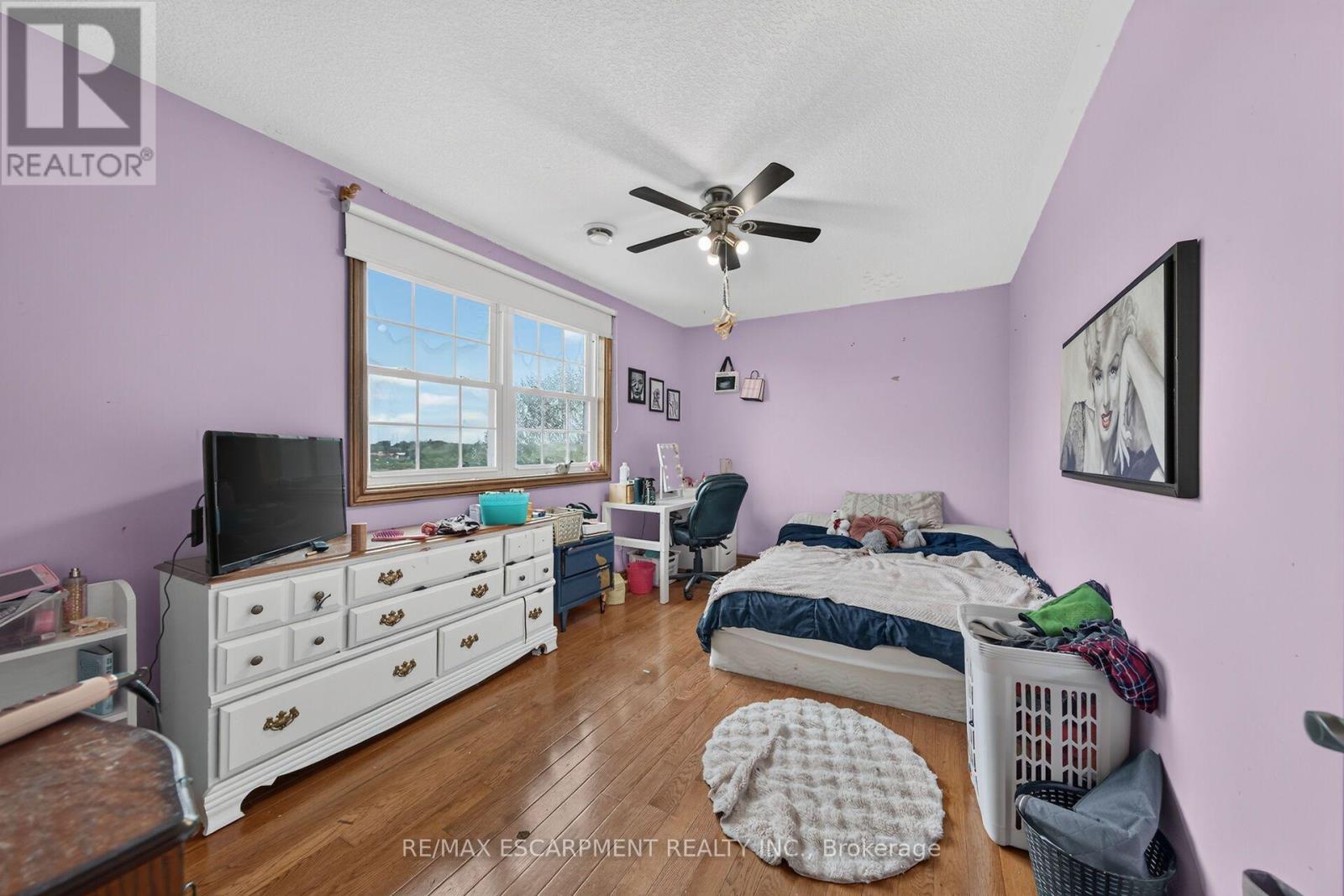 55 MONTURE STREET N - 25