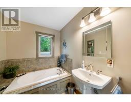 96 Sunnyshores Estates Road, Seguin, ON P2A2W9 Photo 19