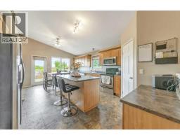 Family room - 2013 46 Avenue, Lloydminster, SK S9V0Z6 Photo 8